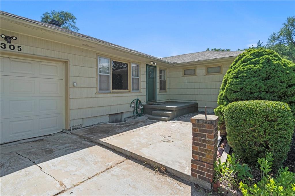 4305 Doctor Greaves Road