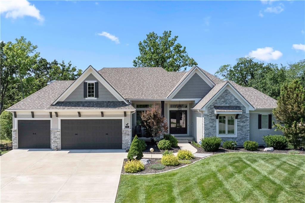 7 Dakota Circle
