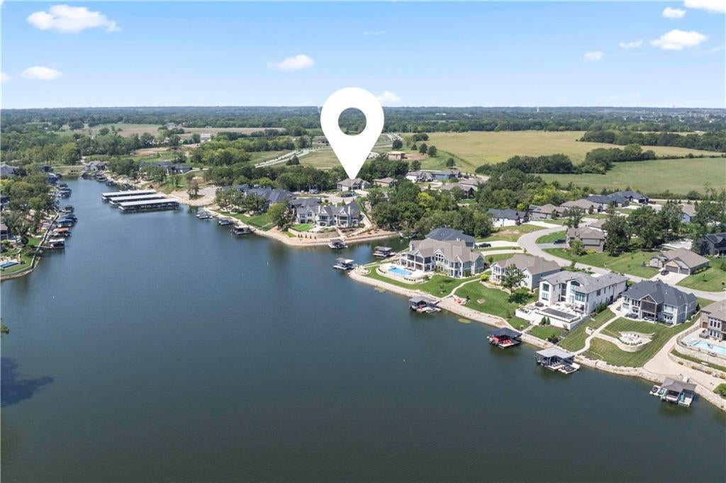 7 Dakota Cir, Lake Winnebago, MO, 64034, USA, 5 Bedrooms Bedrooms, ,4 BathroomsBathrooms,Residential,Active,7 Dakota Cir,2635456