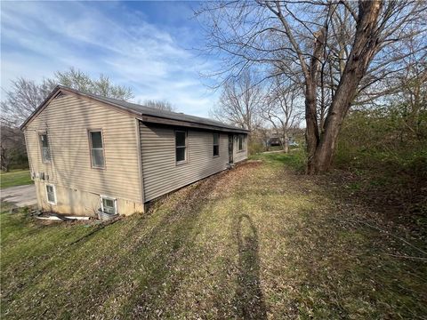 7102 E 55th Street, Kansas City, MO 64129 - #: 2574319