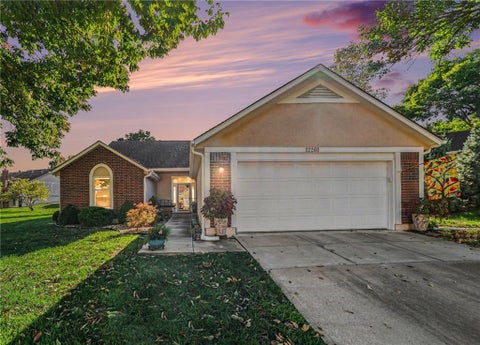 Photo of 12201 Caenen Drive, Overland Park, KS 66213 (MLS # 2645395)