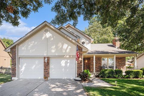 1726 Duchess Drive, Lee\'s Summit, MO 64086 - MLS#: 2578336