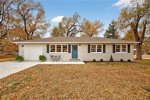 318 N Park Street, Bonner Springs, KS 66012 - MLS#: 2585072