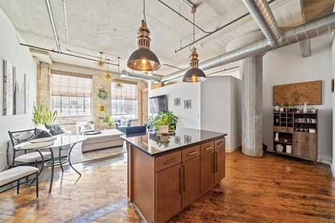 2029 Wyandotte Street 202 Kansas City MO 64108