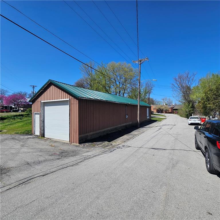 Photo 1 of 10 — 116 N 9th Street, Lexington, MO 64067