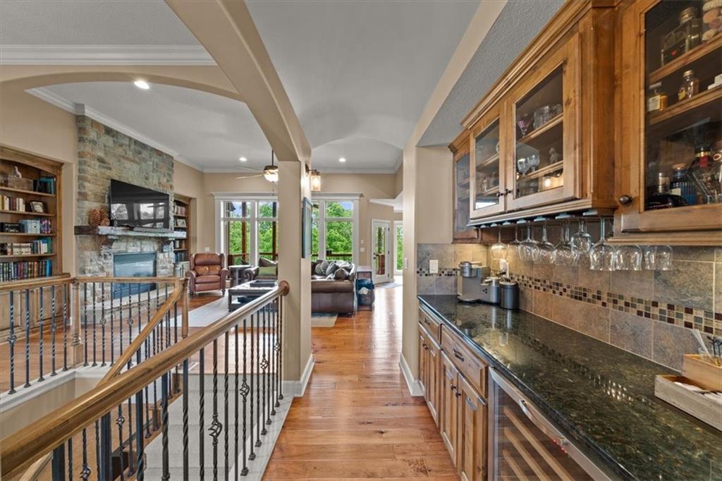 313 NW Thoreau Court