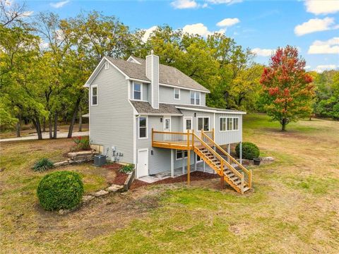 820 E 1000 Road Lawrence KS 66047