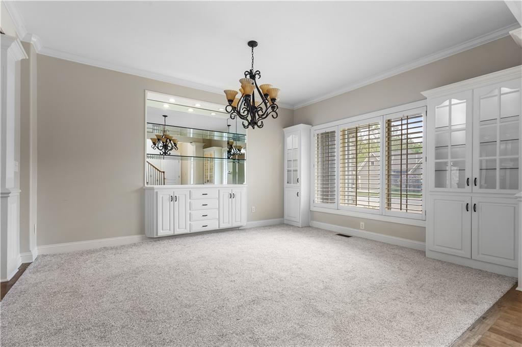 10505 NW River Hills Drive