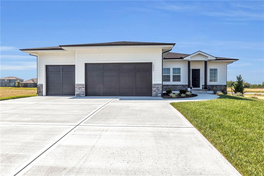 18659 W 193rd Street
