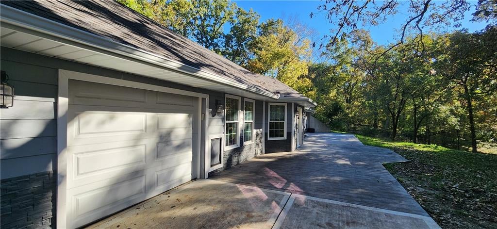 7273 SE Snow Drive