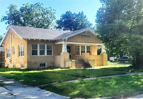 202 W Adams Street, Pittsburg, KS 66762 - MLS#: 2558070