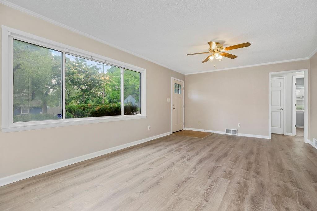 7652 Rainbow Drive