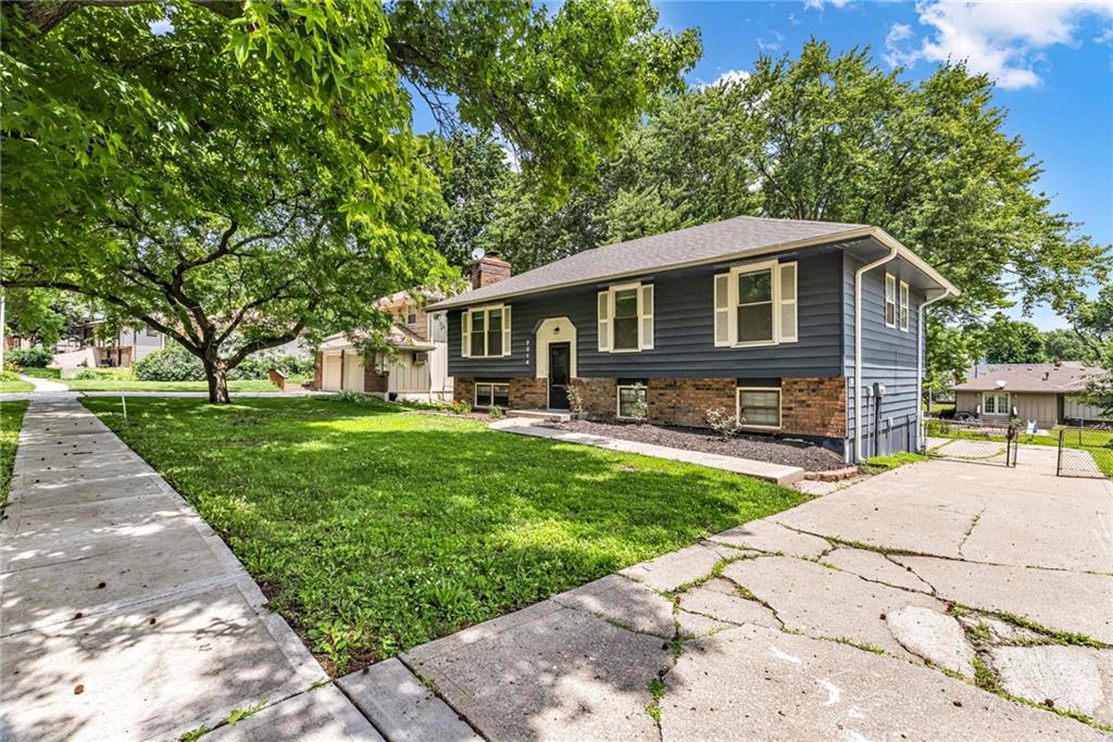 7314 NW 77th Terrace
