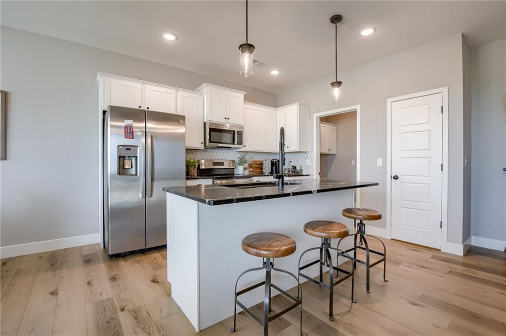 12502 S White Ash Lane