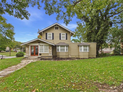 Photo of 1219 N 19th Street, Kansas City, KS 66102 (MLS # 2648062)