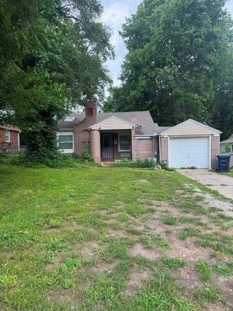 Photo of 1180 E 77th Street, Kansas City, MO 64131 (MLS # 2627061)