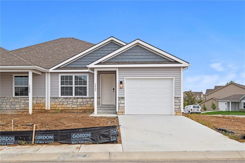 9301-9303 N Adrian Place