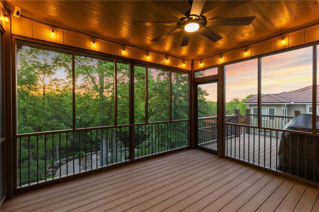 4424 NE Shadow Valley Circle