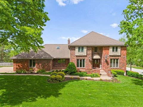 Photo of 3600 W 119th Terrace, Leawood, KS 66209 (MLS # 2616804)