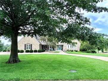 15592 S Greenwood Street Olathe KS 66062