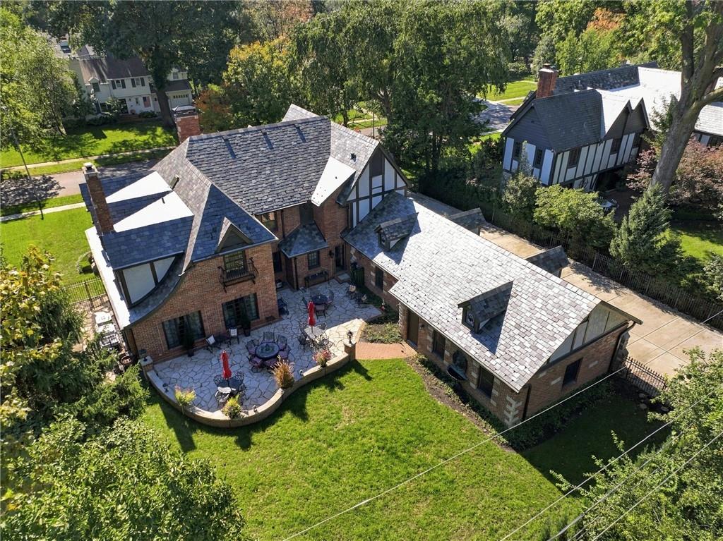 1010 W 65th Street