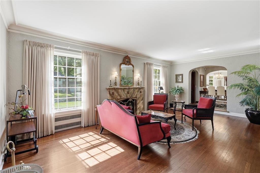 1010 W 65th Street