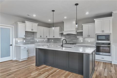 6010 Apache Drive Shawnee KS 66226