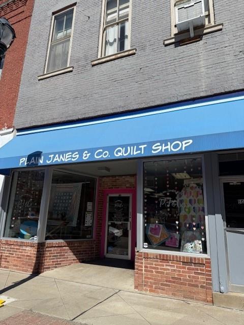 504 Delaware Street