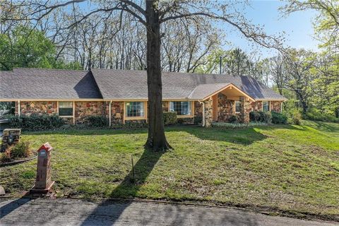 MLS: 2605321