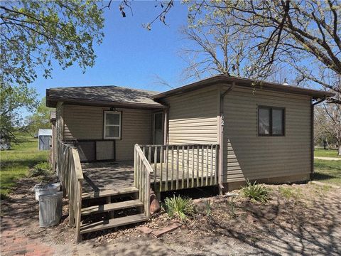 621 William Street, Effingham, KS 66023 - #: 2589749