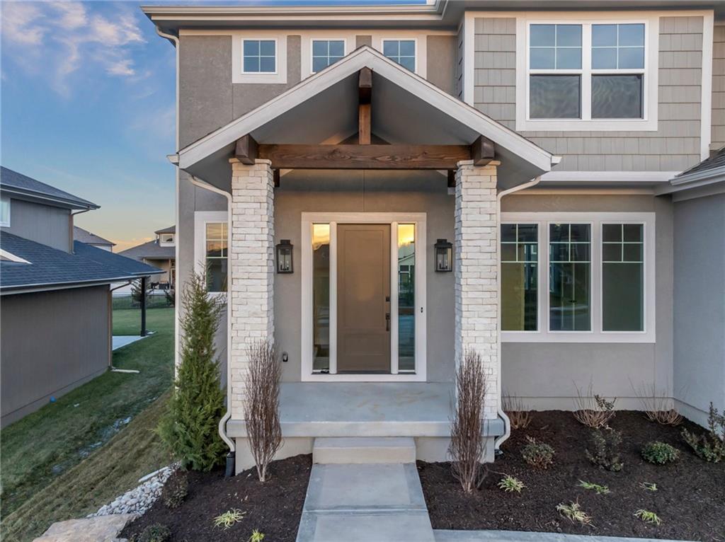 8017 Round Prairie Street