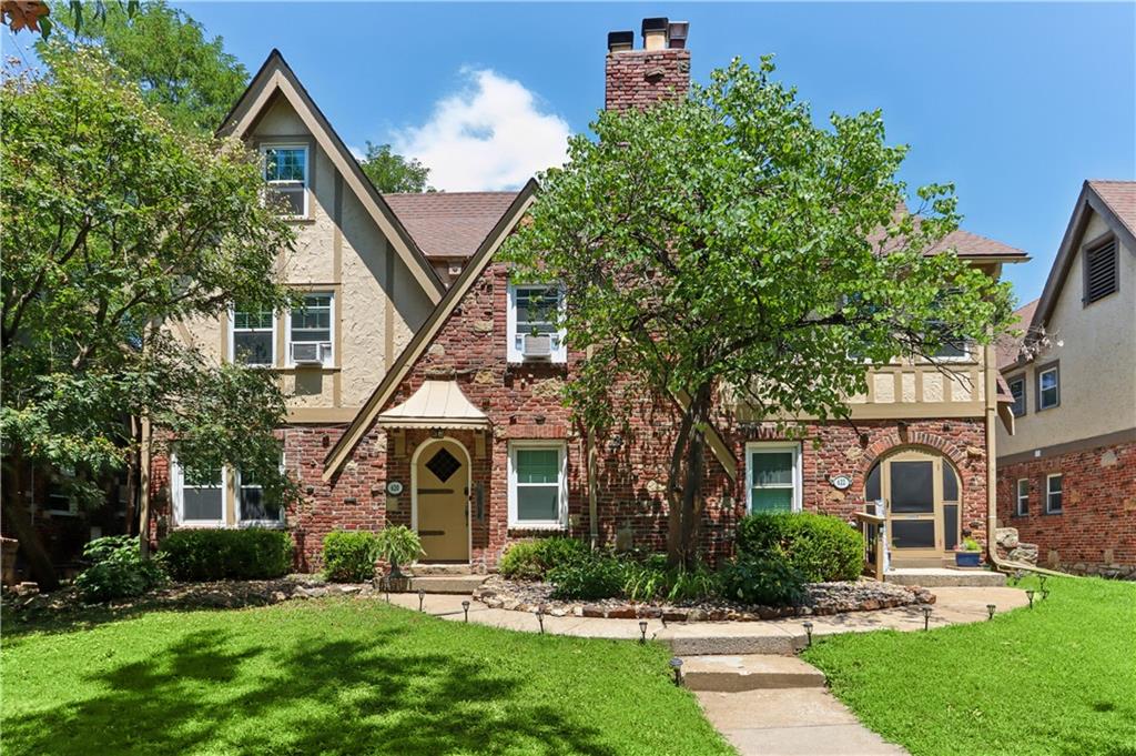 620-22 E Meyer Boulevard