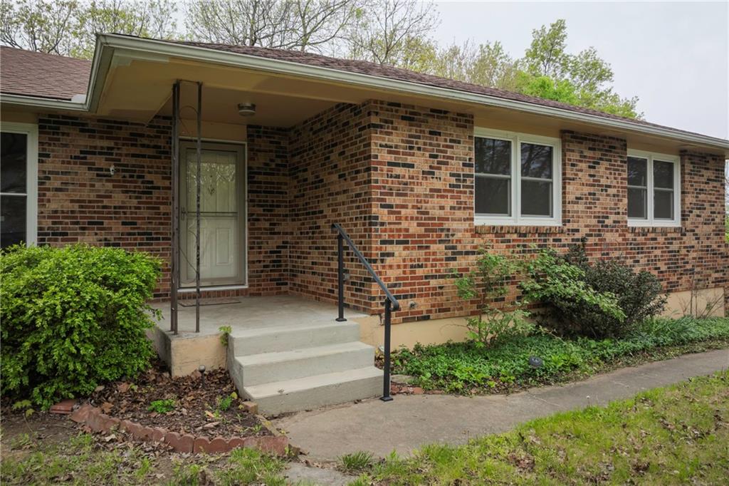 1422 GrandView Drive