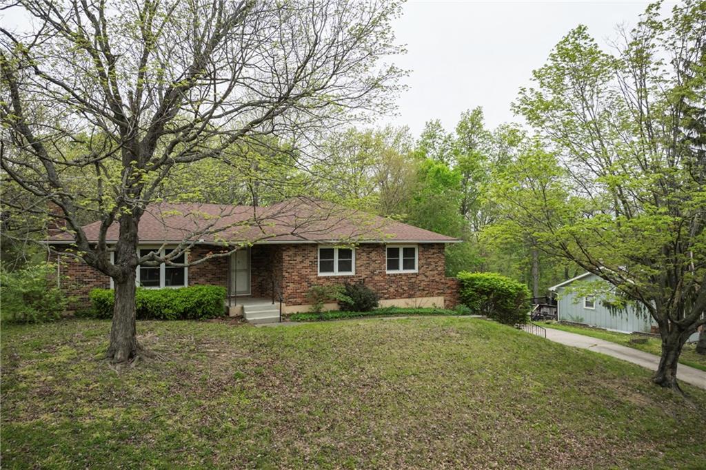 1422 GrandView Drive