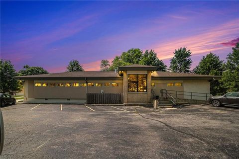 2 Holly Lane Paola KS 66071