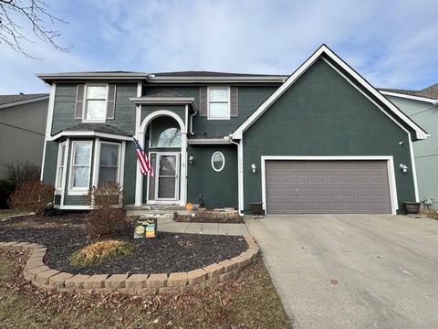 4200 Grand Avenue, Leavenworth, KS 66048 - #: 2528700