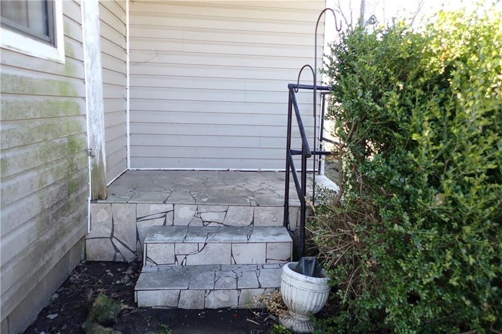 Photo of 318 E Ohio Street, Clinton, MO 64735 (MLS # 2607663)