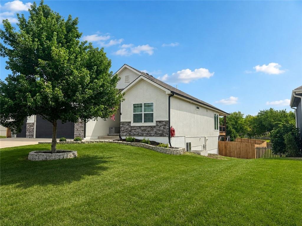 22905 S Creekview Drive