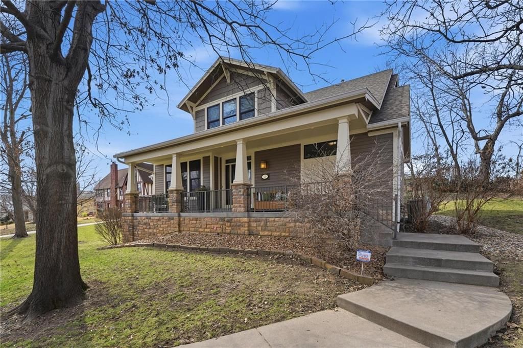 Photo of 130 MORSE Avenue, Liberty, MO 64068 (MLS # 2603196)