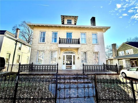 1920 Clay Street St Joseph MO 64501