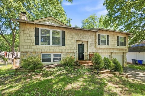 308 S Cardinal Drive, Olathe, KS 66062 - MLS#: 2616309
