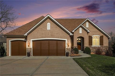 10514 NW 79th Place Weatherby Lake MO 64152