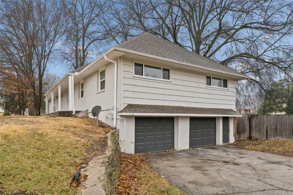 1001 Tam Oshanter Drive