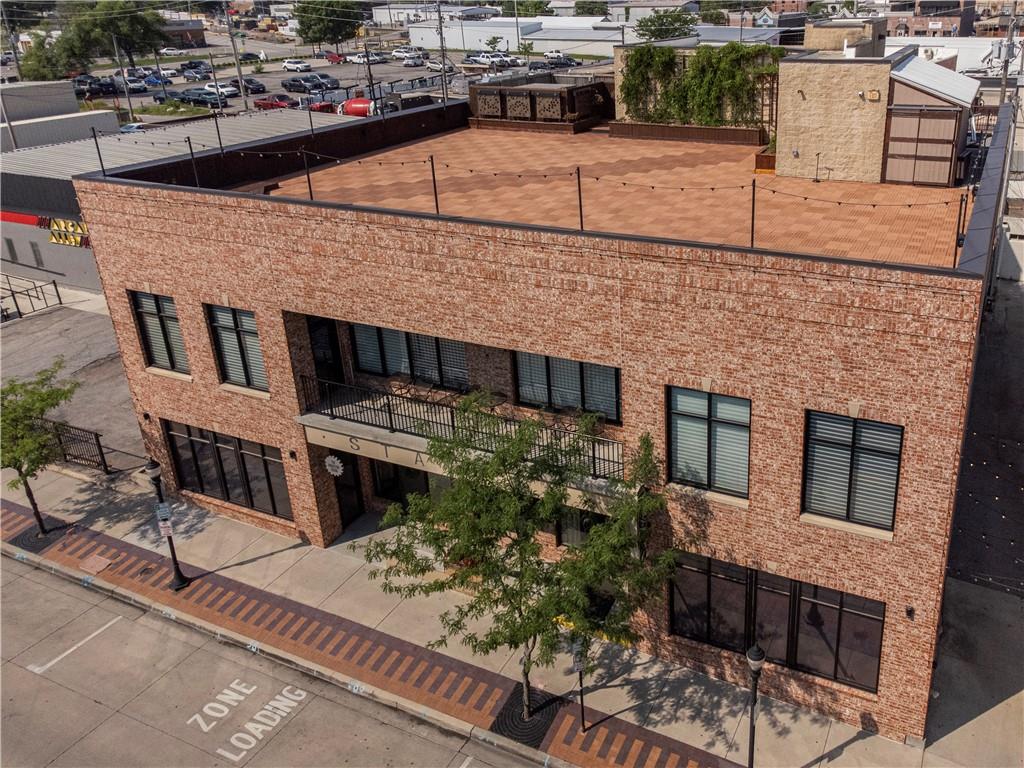 308 SE Douglas Street
