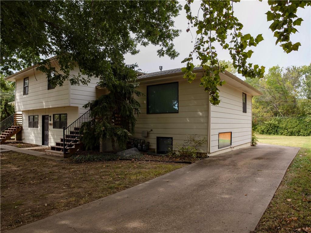 2913-2917 Missouri Street