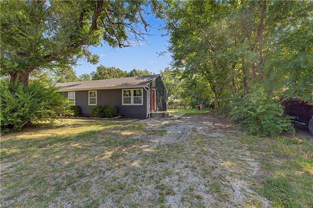 834 N Walker Lane