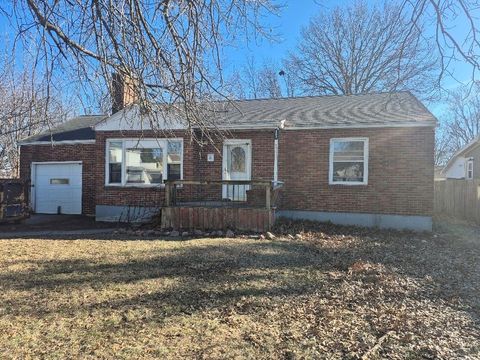 205 S Enos Street Hamilton MO 64644