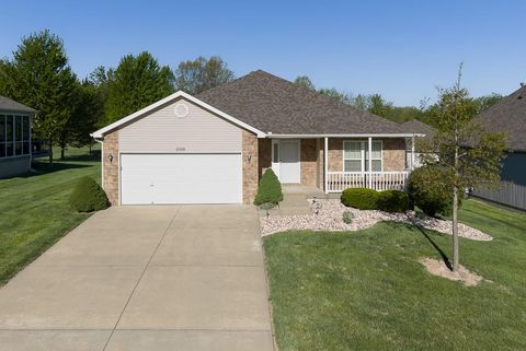 Photo of 2502 N 100th Terrace, Kansas City, KS 66109 (MLS # 2616382)