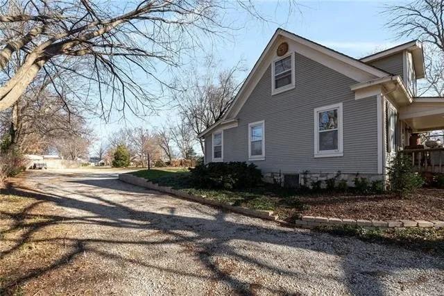 6200 W 75th Street