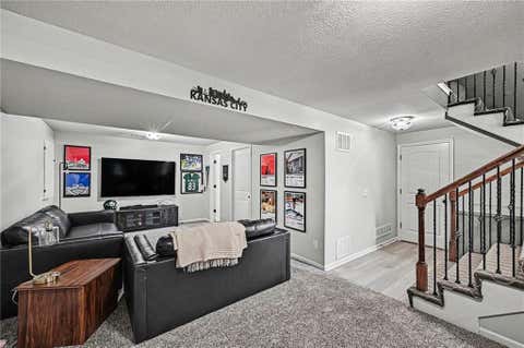 Tiny photo for 1857 Shannon Drive, Liberty, MO 64068 (MLS # 2626707)